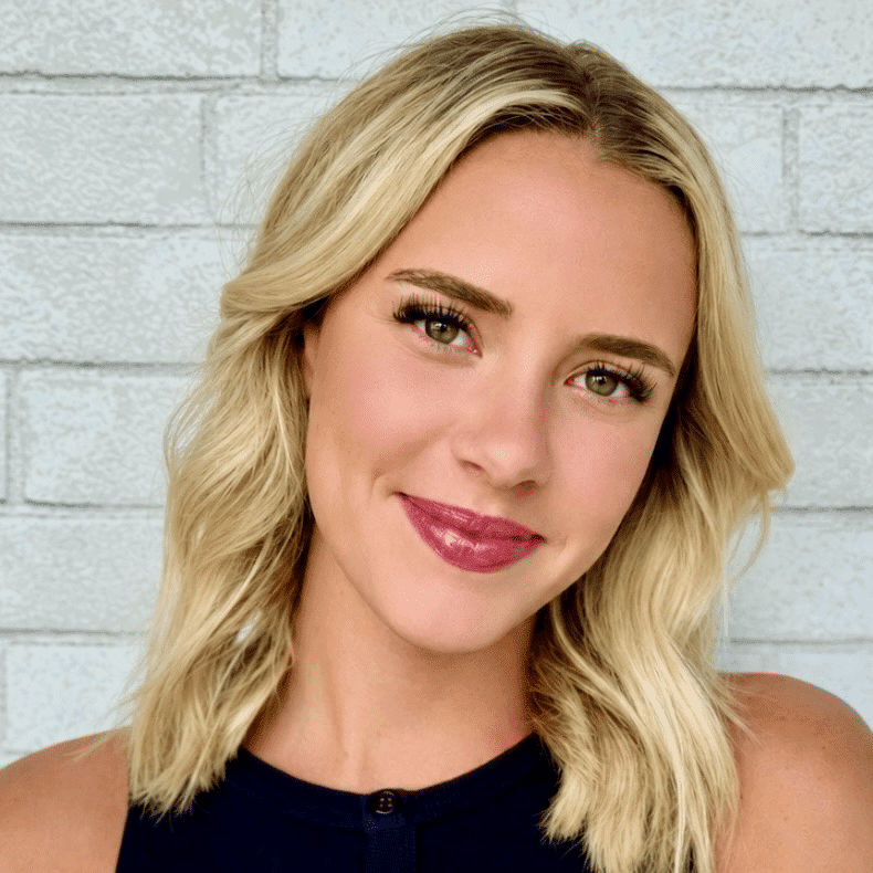 Portrait of Rylee, a professional stylist at Hudson Salon, showcasing their expertise and style.